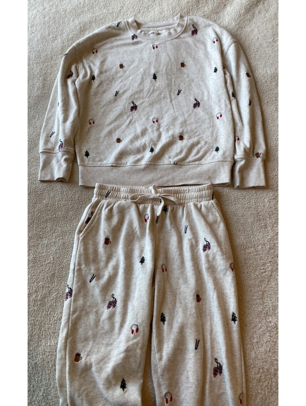 Maurices Cream Winter Holiday Jogger Lounge Sweatsuit Sweatshirt S Sweatpants XS